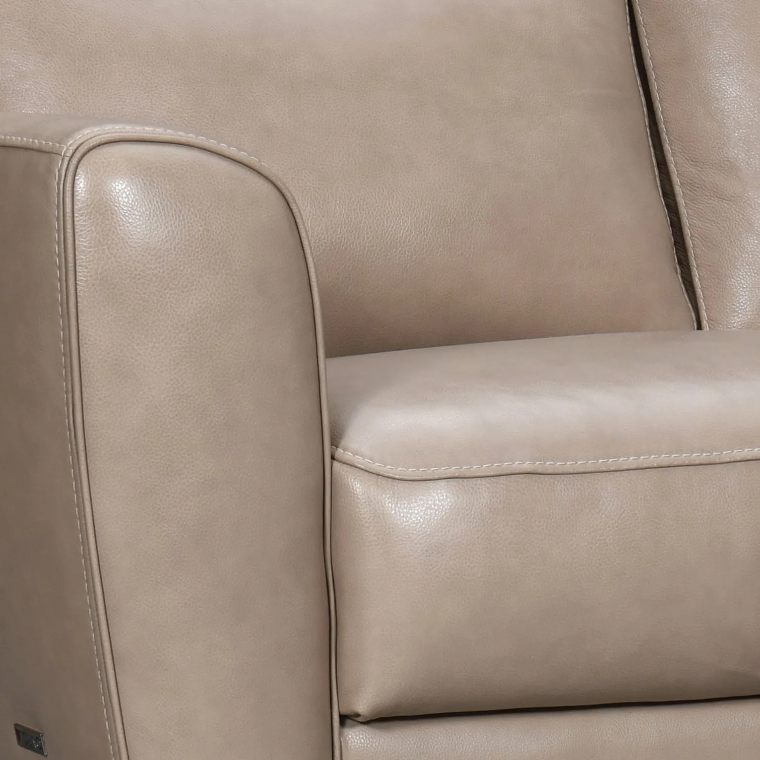 BRIONY Classic Leather Sofa