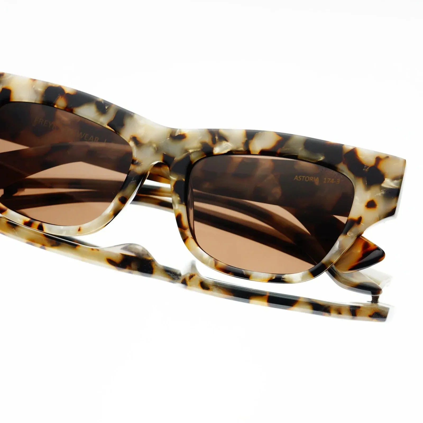 Brown Pearl Sunglasses