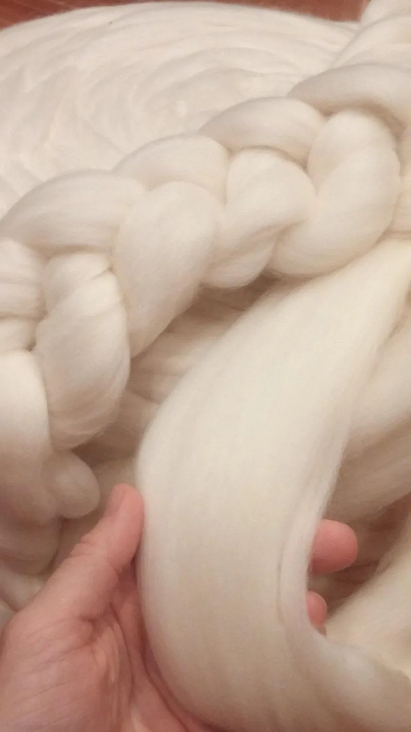 Bulk White Wool Roving