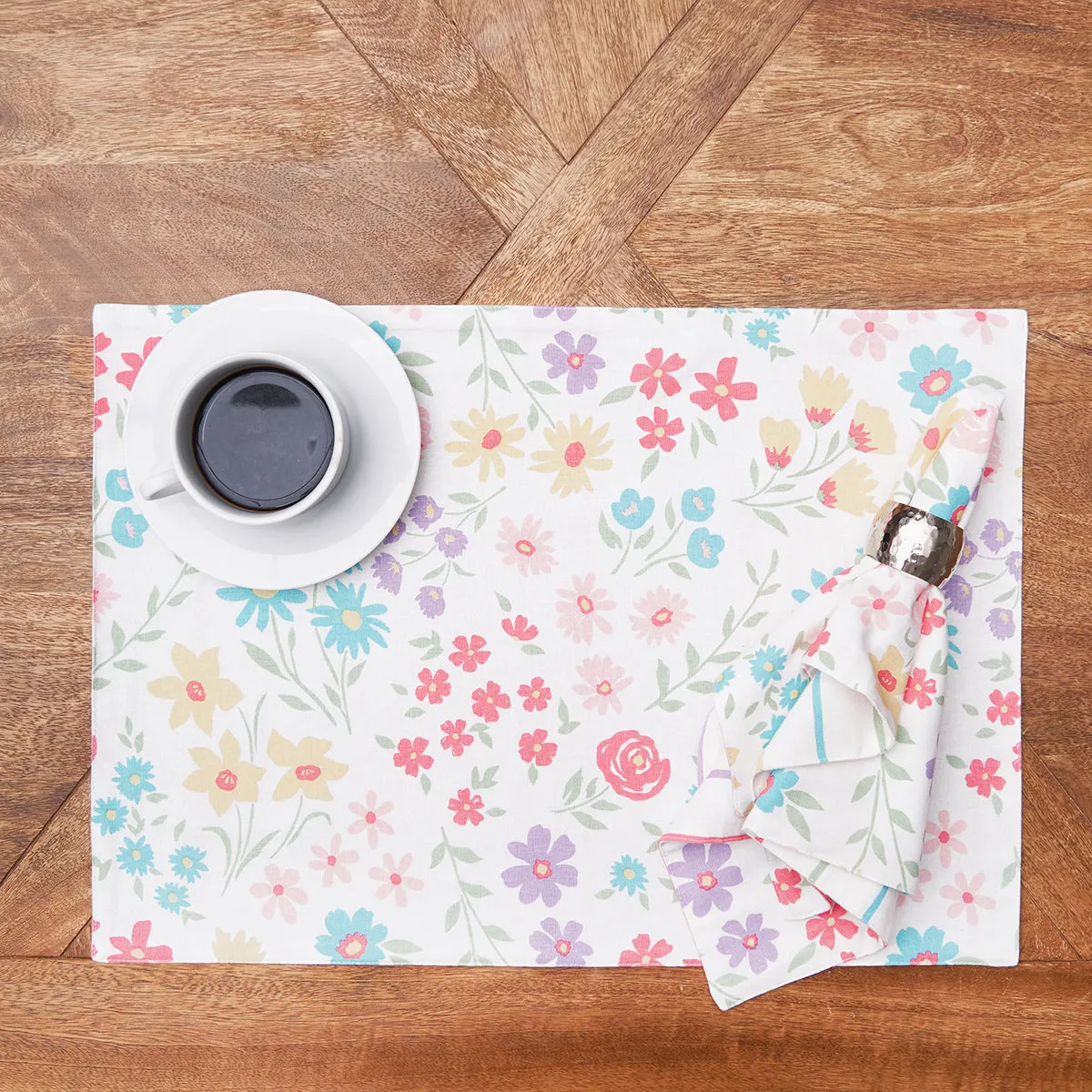 Bunnies & Blooms Table Linens