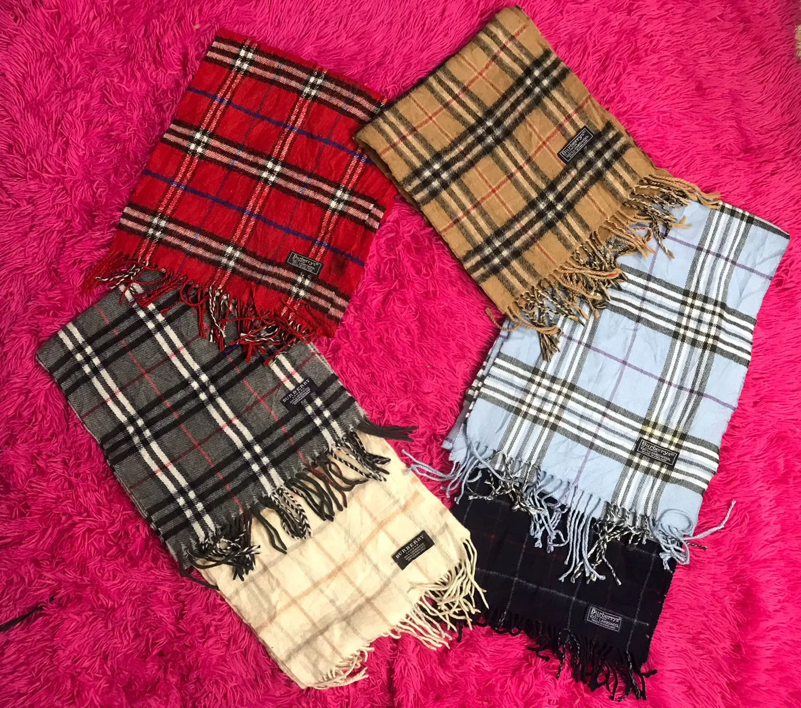 Burberry scarfs 10 pcs get 1 free