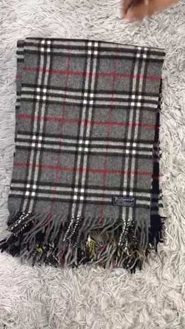 Burberry scarfs 20 pcs