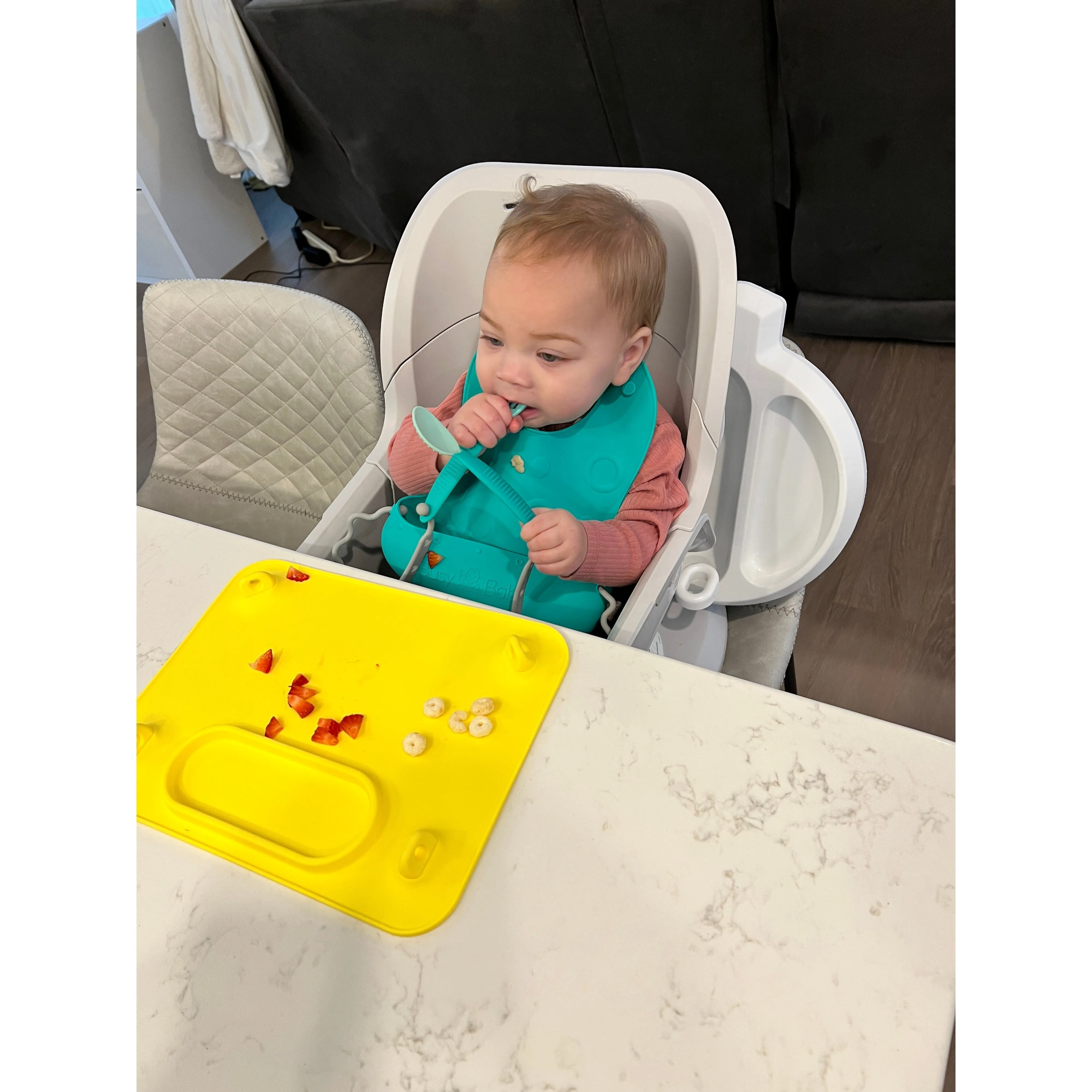 Busy Baby Bungee Bib