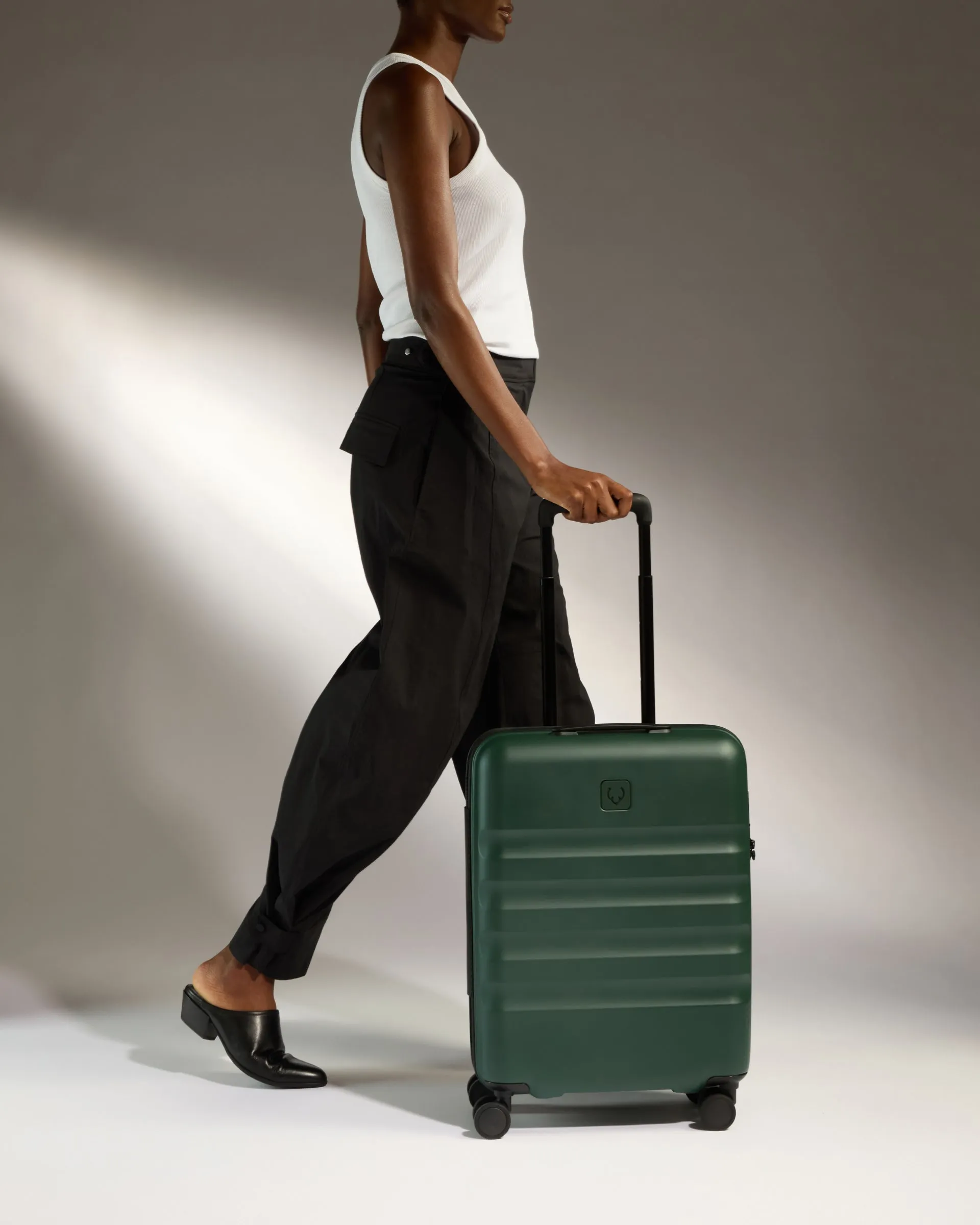 Cabin Suitcase in Antler Green - Icon Stripe