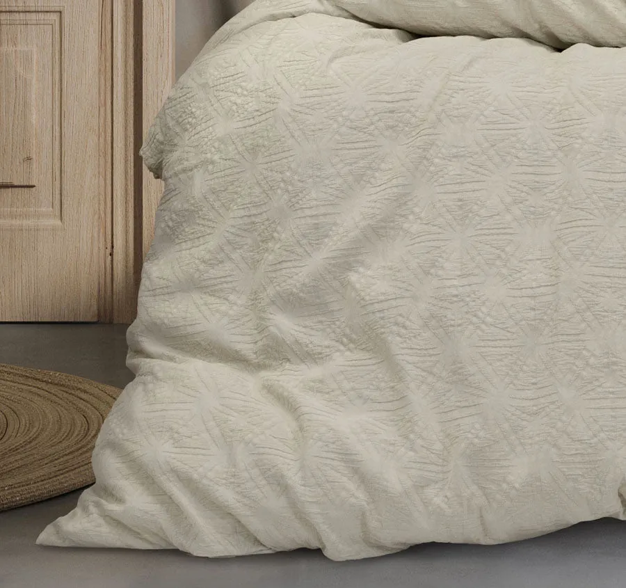 Cabo Quilt Cover Set Range Coconut Milk