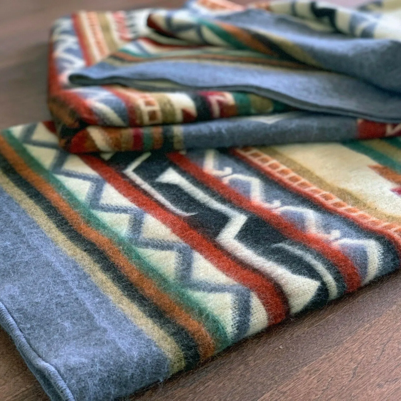 Cachavi - Baby Alpaca Blanket - Extra Large - Aztec Southwest Pattern