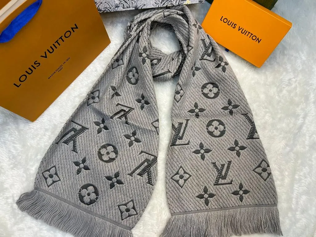 Cachecol de Lã Louis Vuitton 304