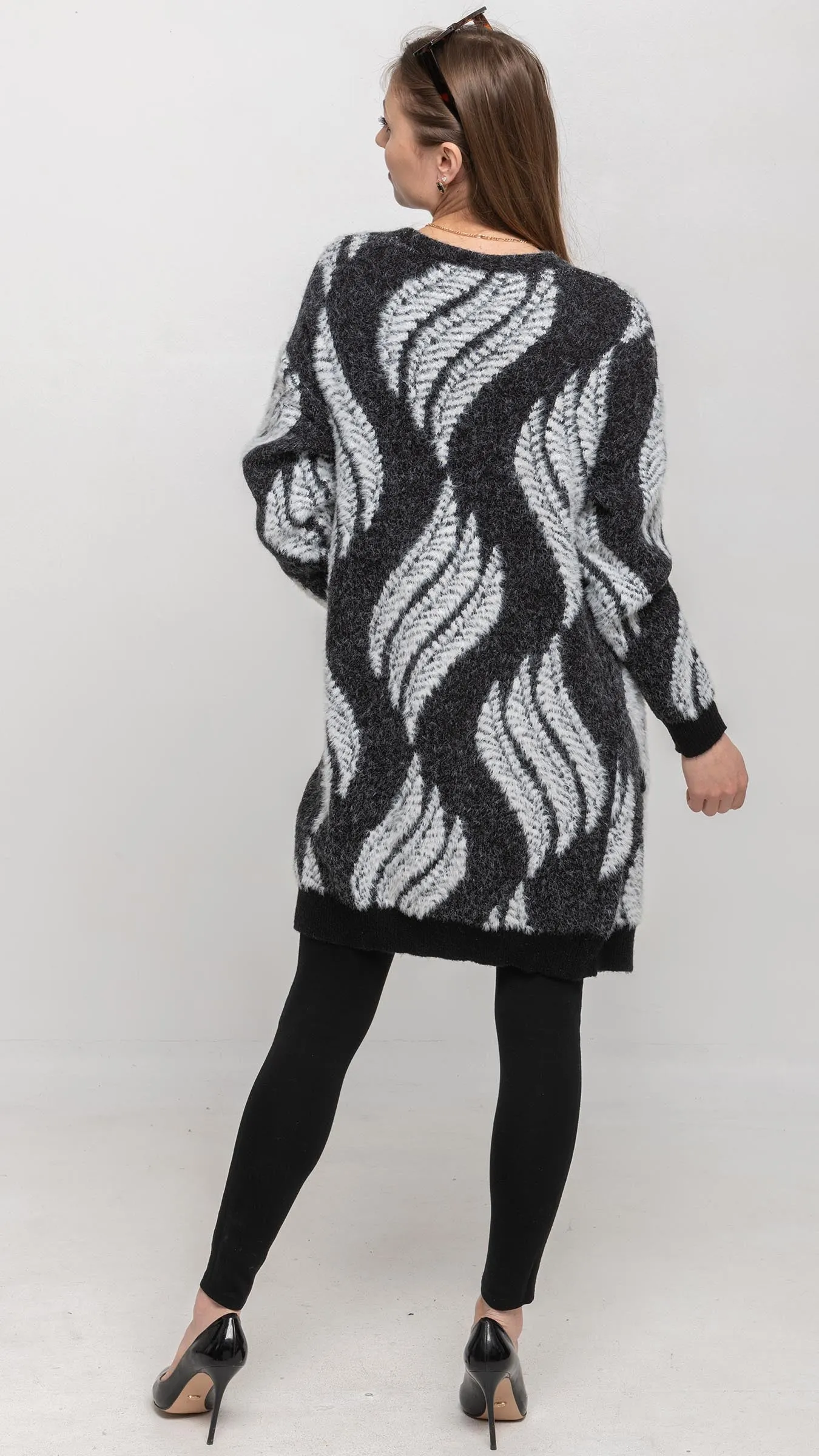 Cardigan Sweater in Black and White Feather Printed