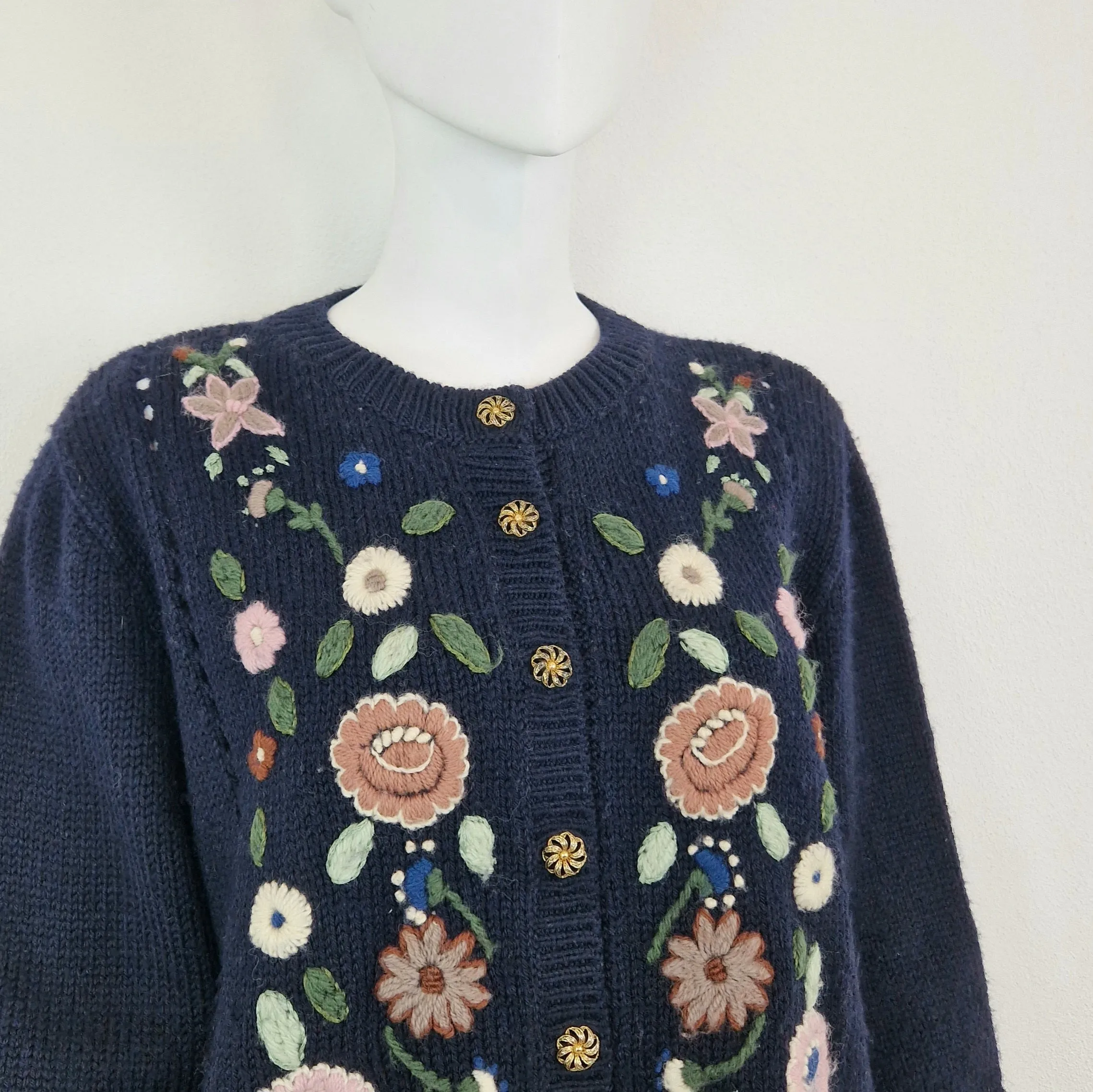 Cardigan vintage blu ricamo fiori