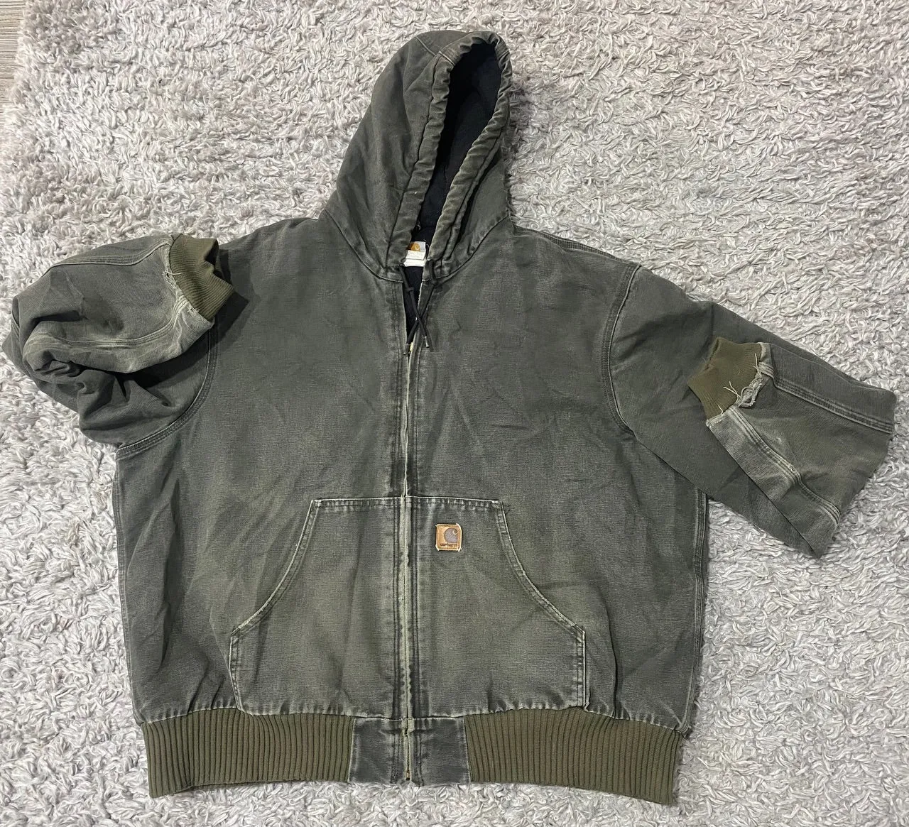 Carharrt jacket - 7 pieces