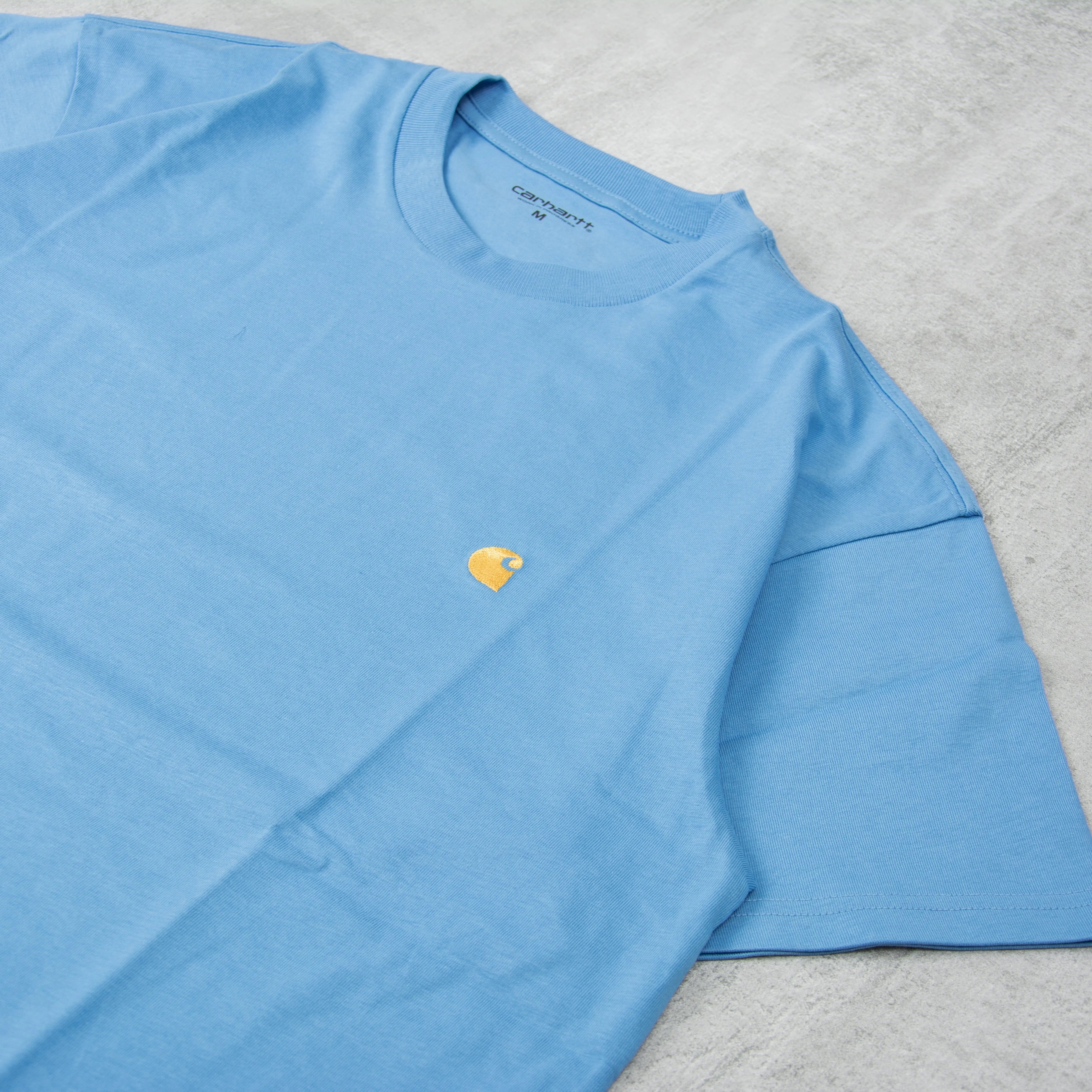 Carhartt WIP Chase S/S Tee - Piscine / Gold