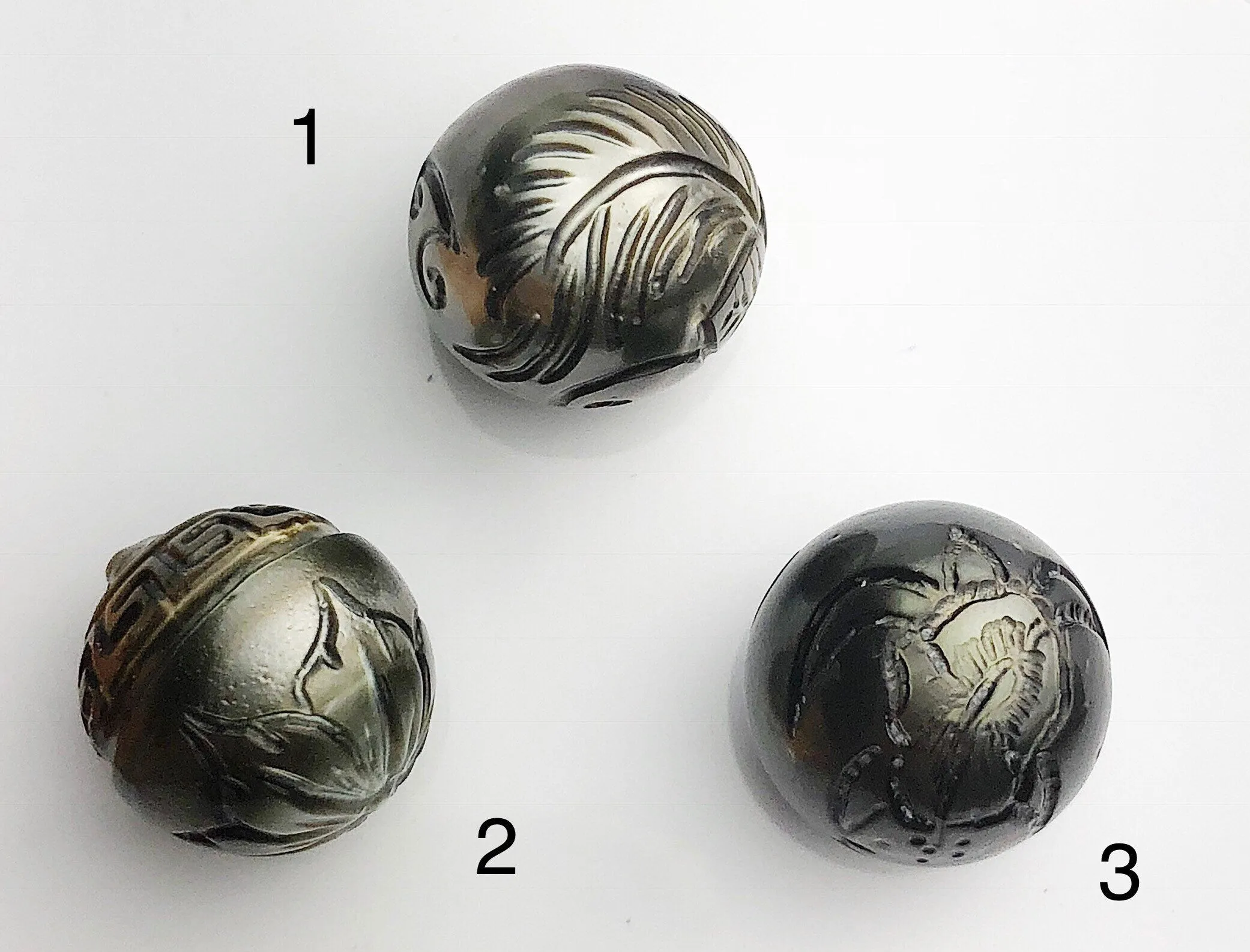 Carved Tattoo Tahitian Pearl 15mm (376)