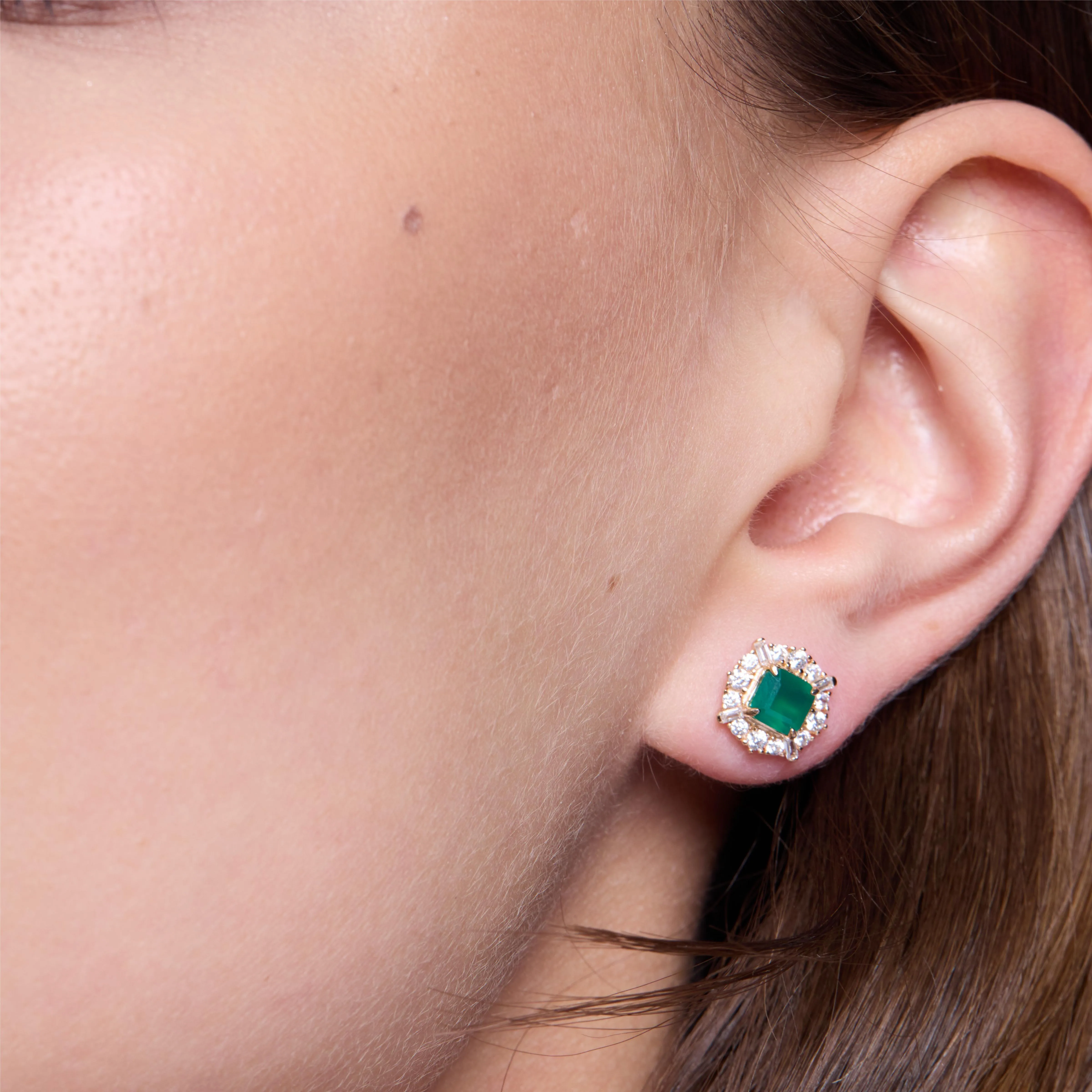 Charming Green Agate Stud Earrings