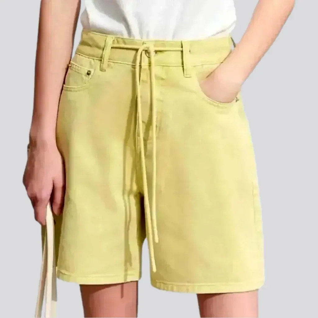 Chic denim shorts for women