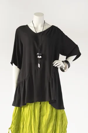 Chic Top in Black Crinkle