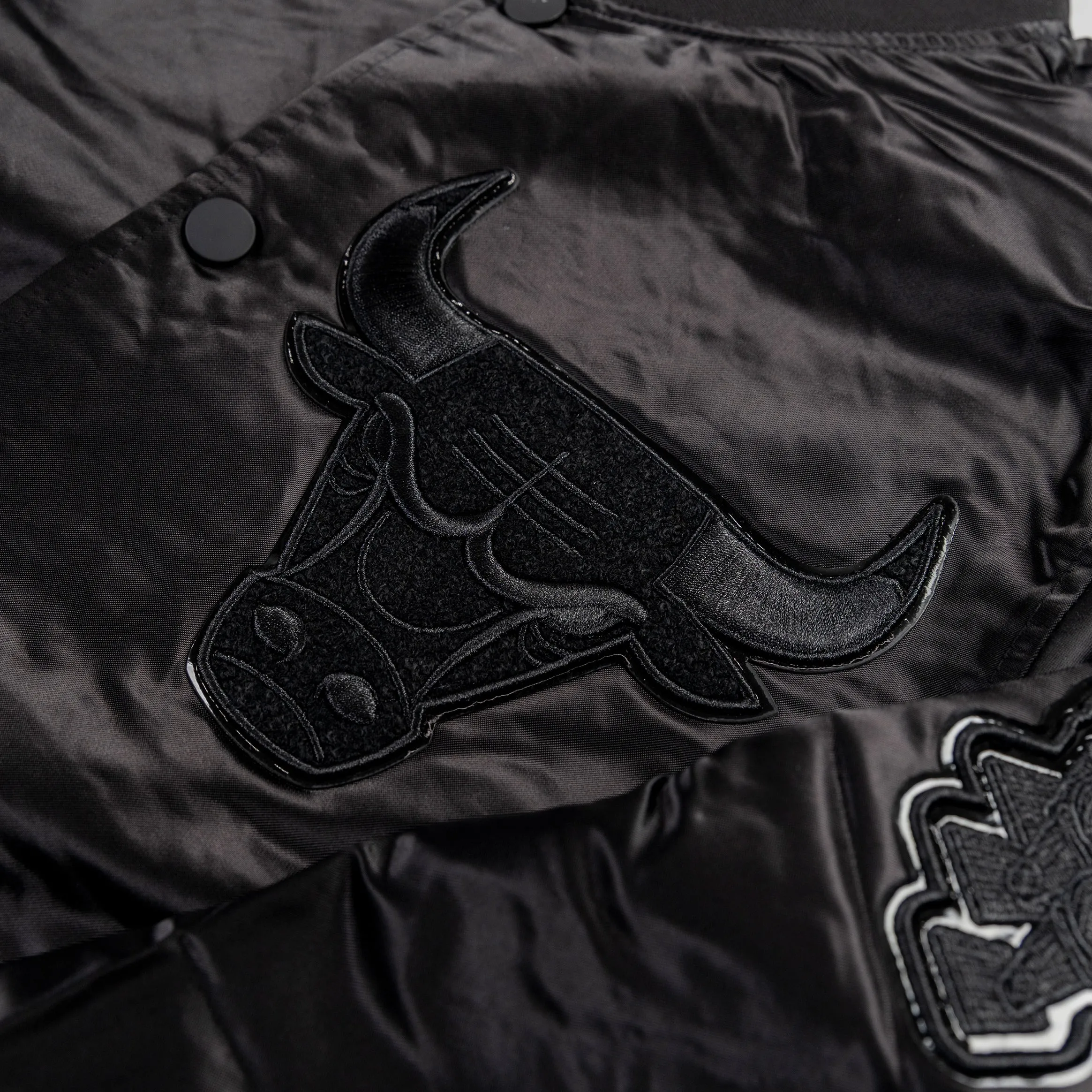 Chicago Bulls Triple Black Satin Mens Jacket (Black)