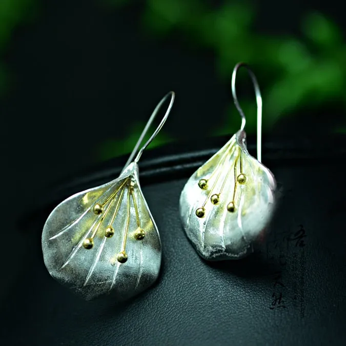 Chinese Jewelry Simple Flower Dangle Earrings For Women in Silver Color