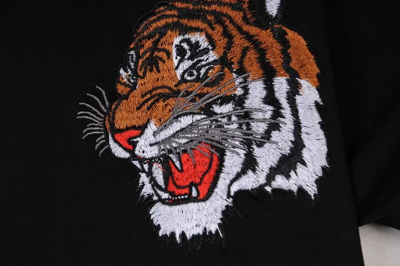 Chinese Style Embroidery Tiger T-shirt, Cotton, Round Neck, short sleeve, Black/White Shirts