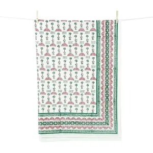 Christmas Topiary Tablecloth