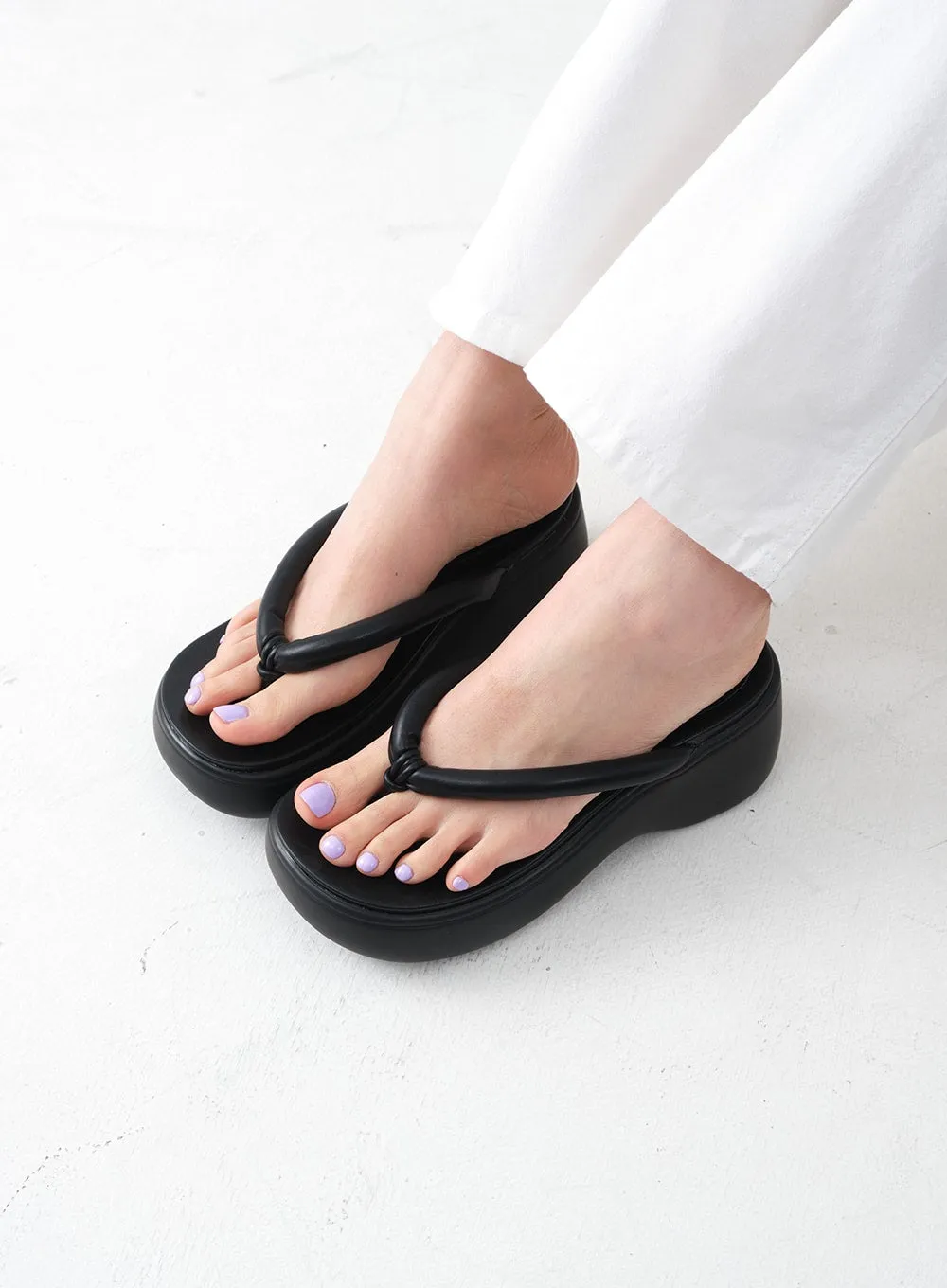 Chunky Platform Flip-Flops CA29