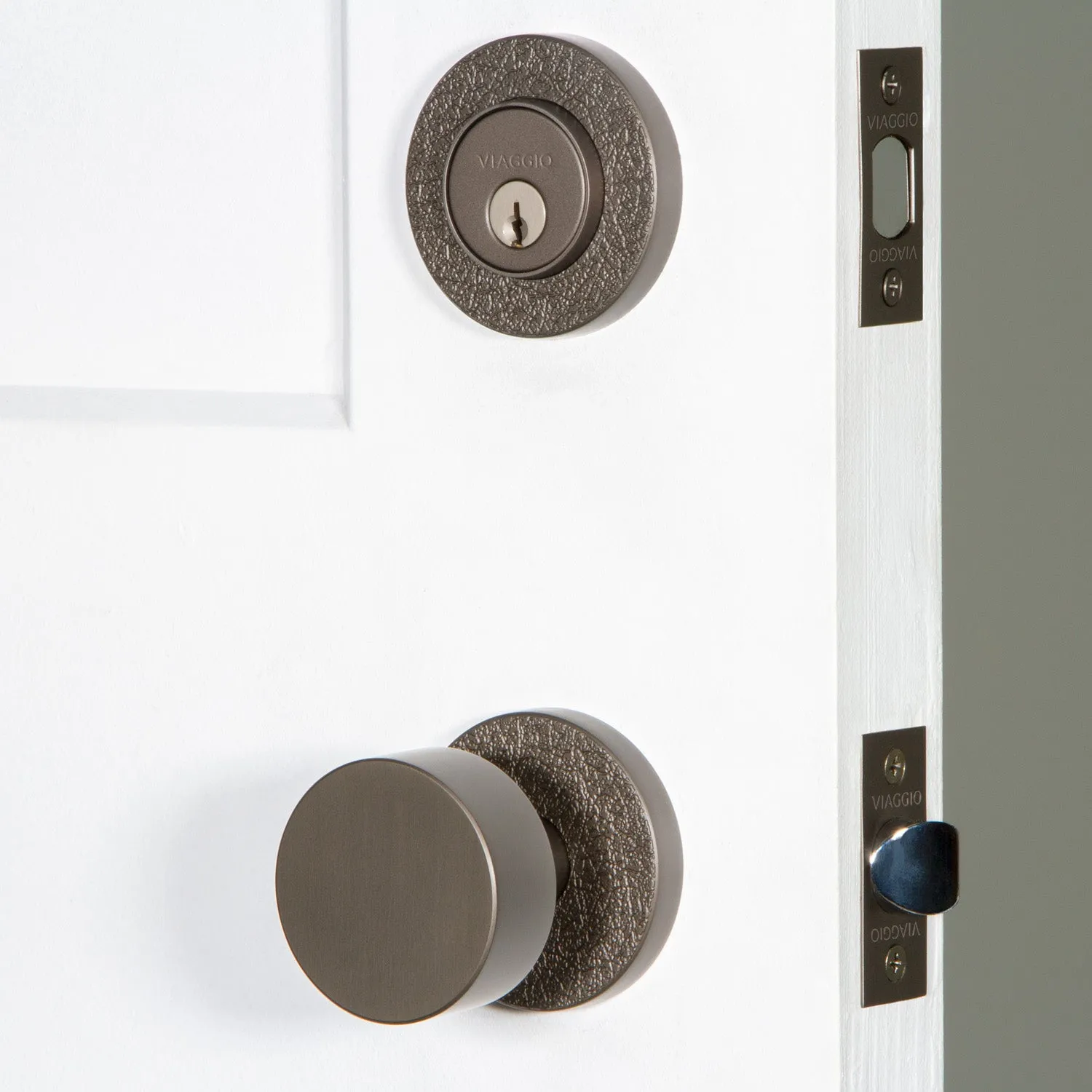 Circolo Leather Rosette Entry Set with Circolo Knob in Titanium Gray