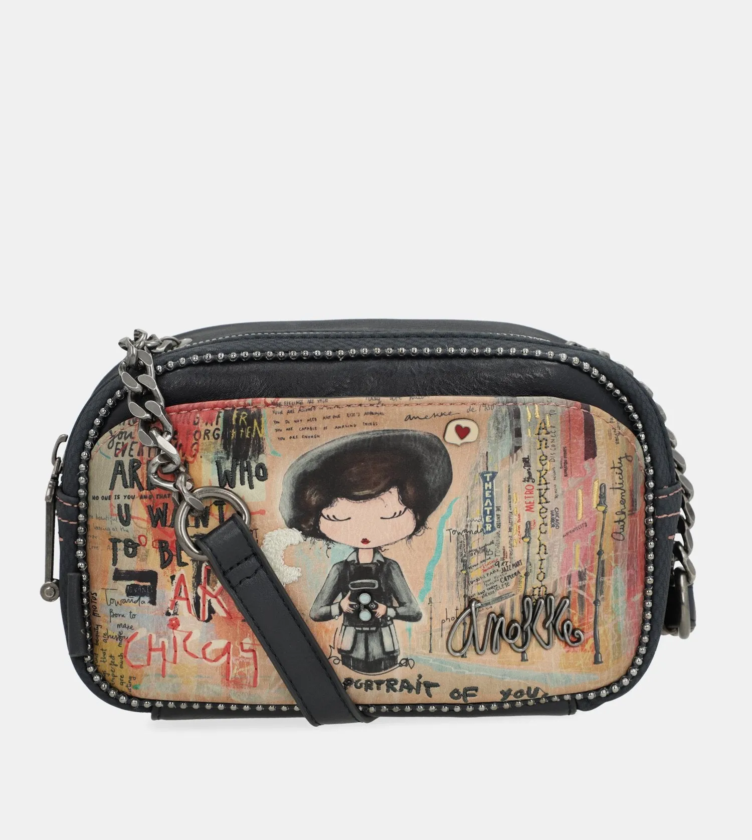 City Art crossbody bag with a chain