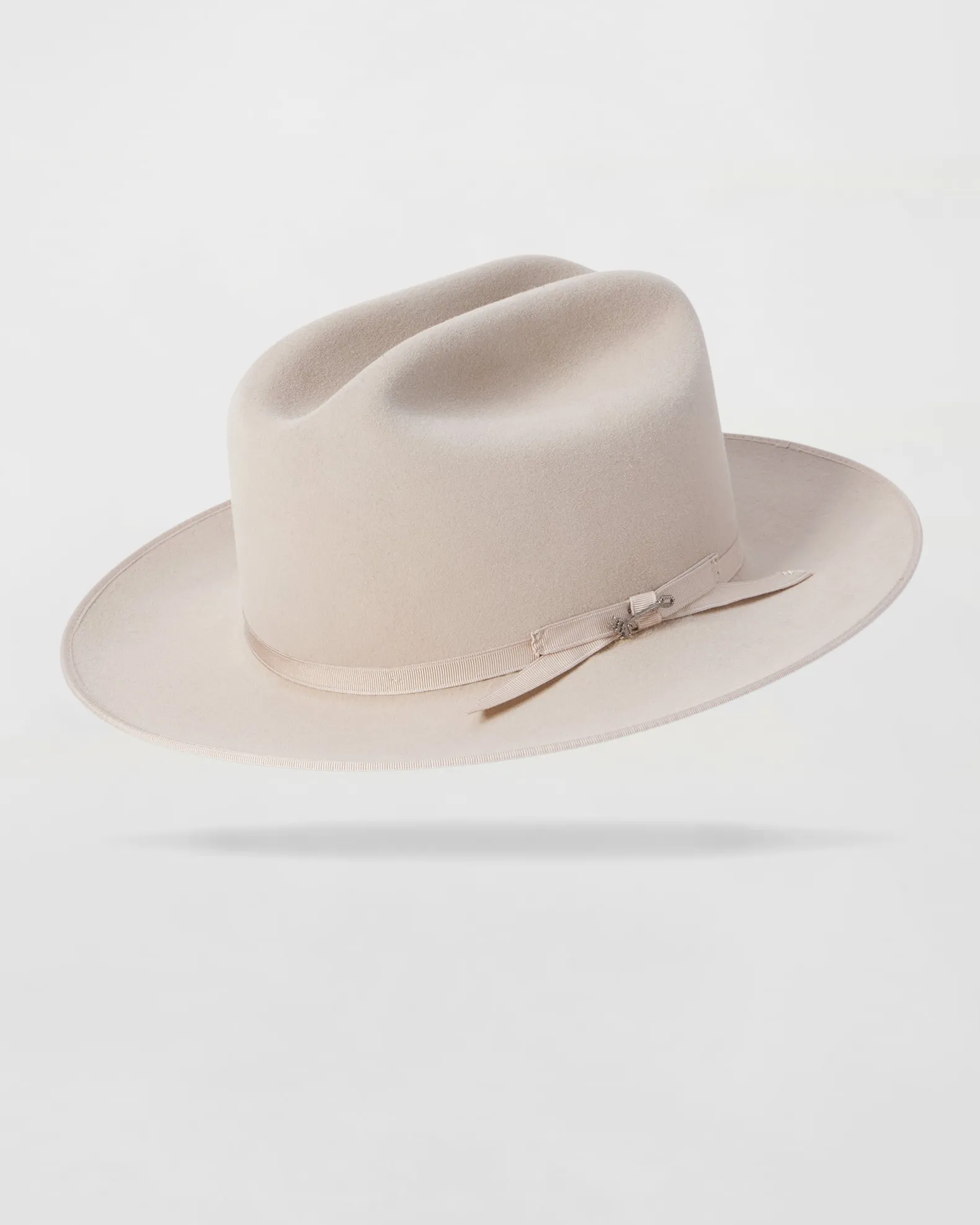 Classic Charm Felt Outdoor Hat in Brown