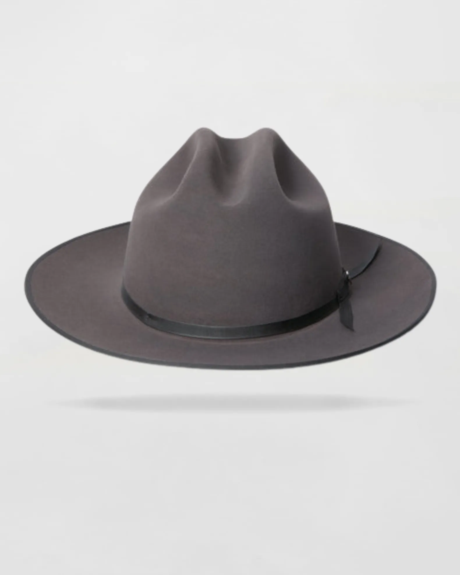 Classic Charm Felt Outdoor Hat in Brown