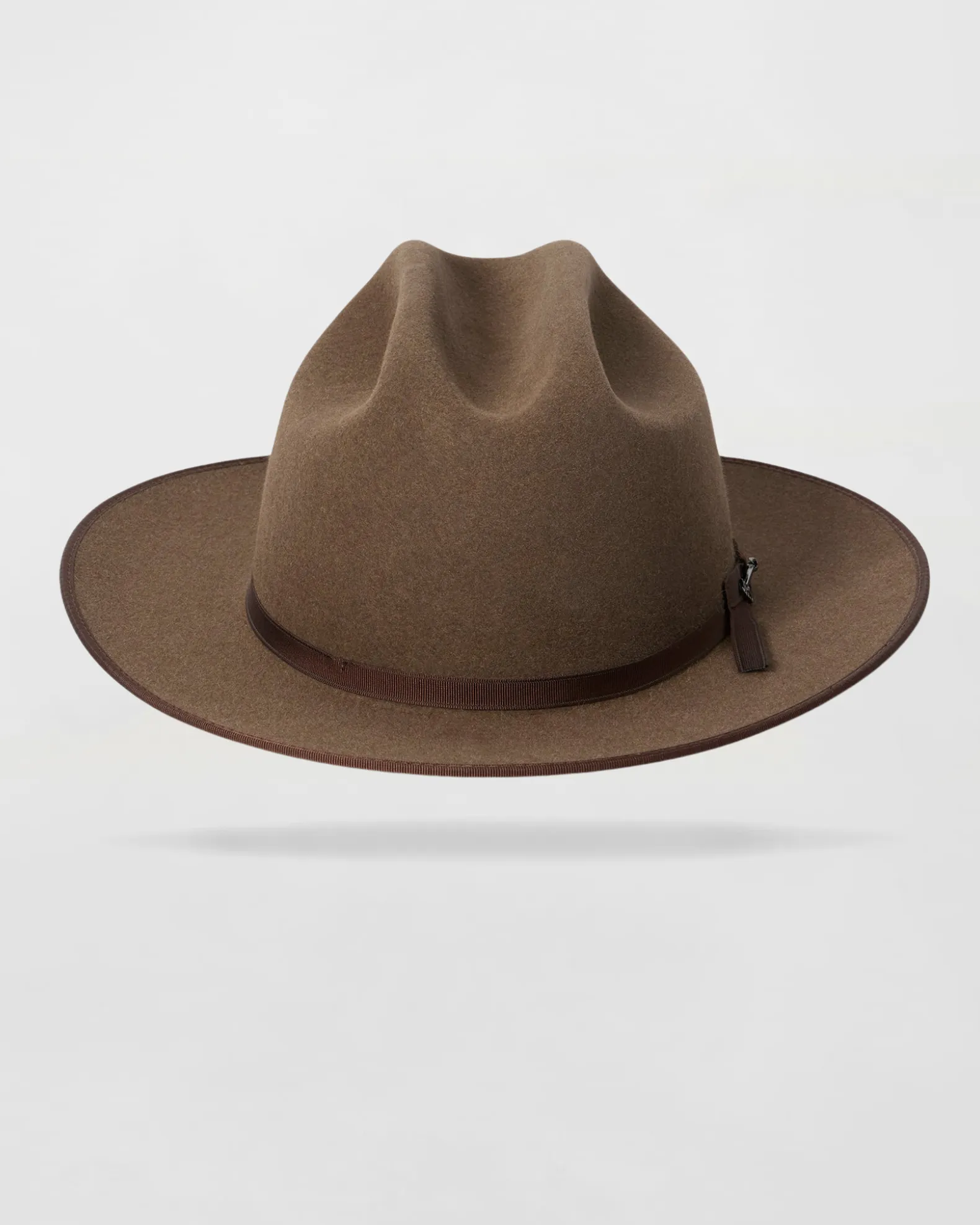 Classic Charm Felt Outdoor Hat in Brown