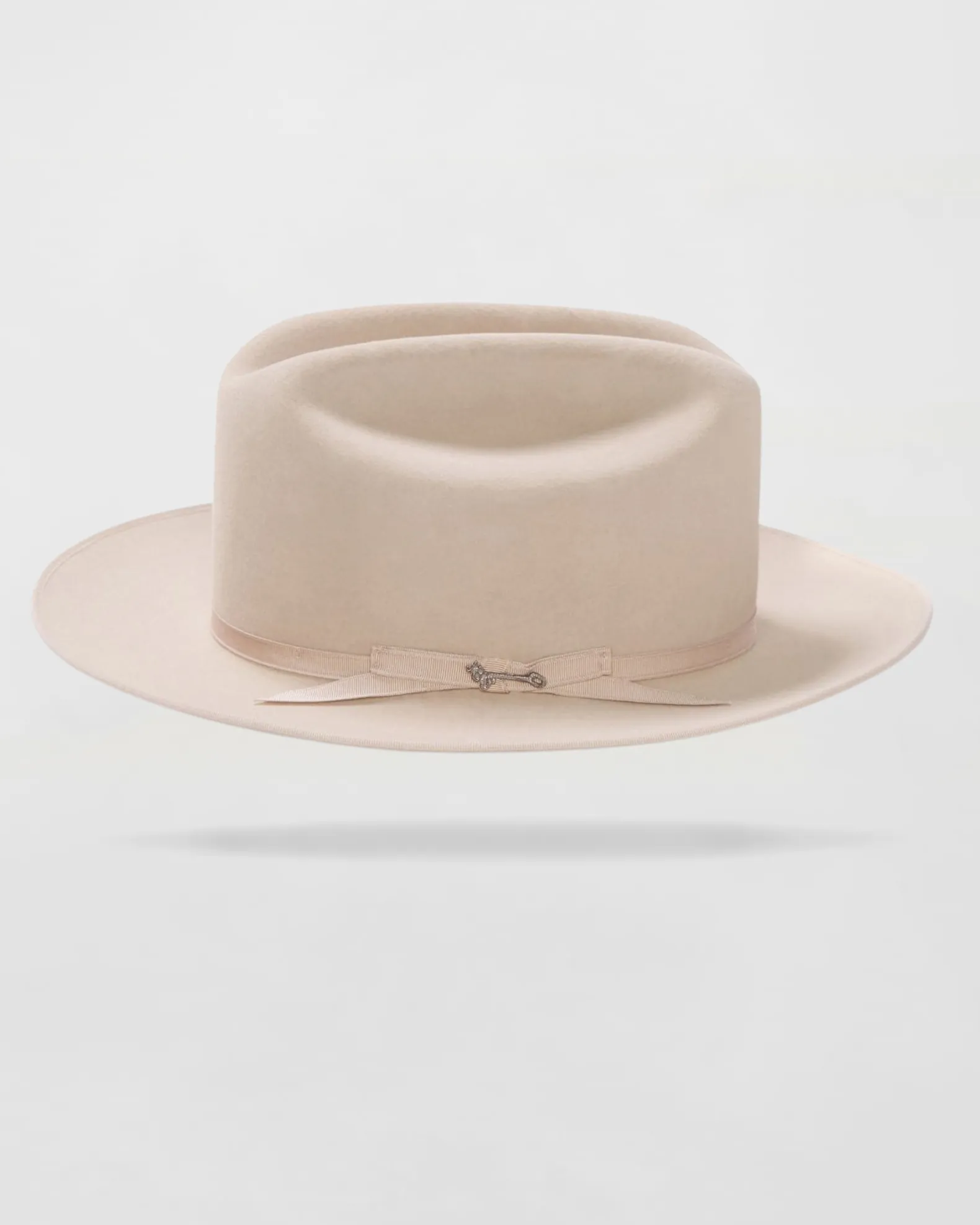 Classic Charm Felt Outdoor Hat in Brown