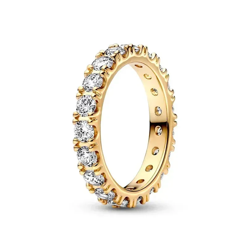 Classic Crown Round Gold Ring