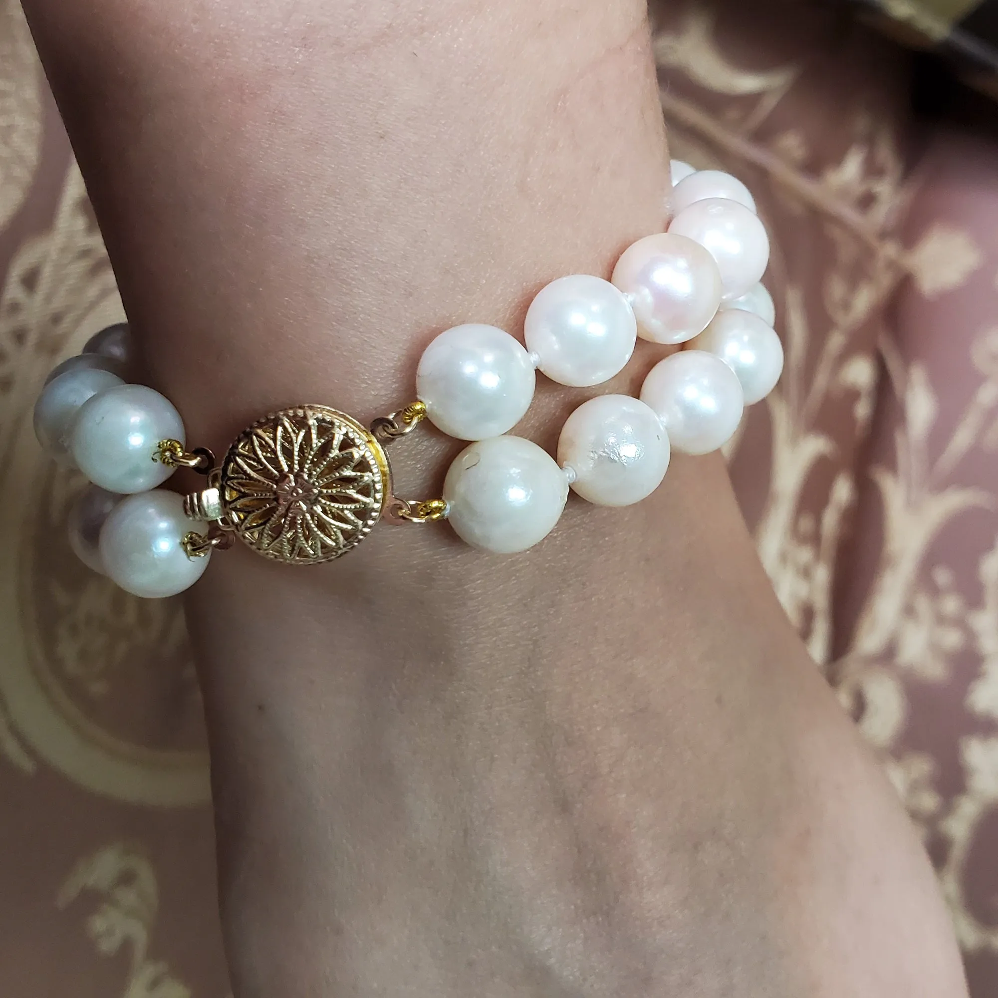 Classic Cultured Japanese Pearl White Double Strand Vintage Bracelet 14 YG