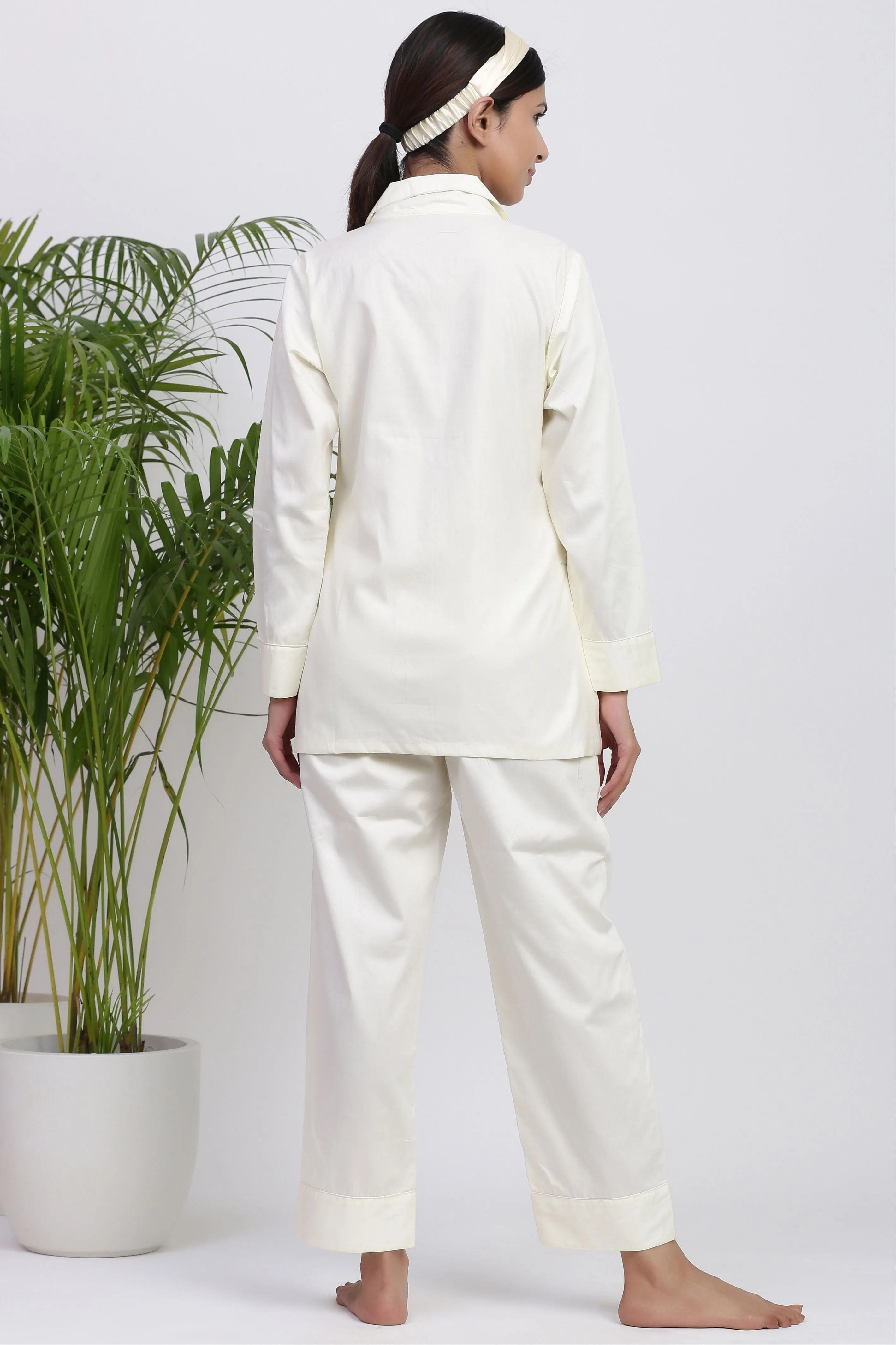 Classic Ivory Night Suit