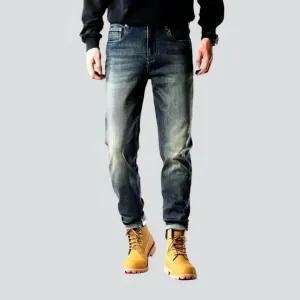 Classic men's tapered jeans