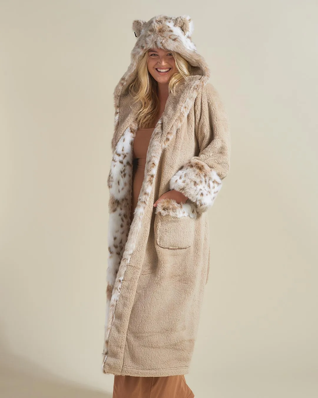 Classic Women's Luxury Beige Robe | Snow Leopard