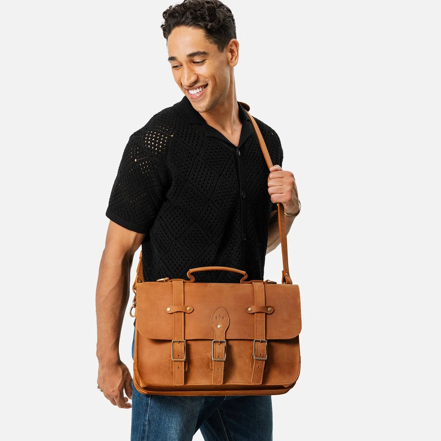 Classic XL Messenger Bag