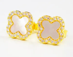 Clover Mop Stud Earrings