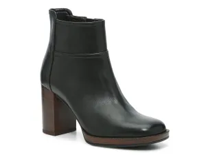 Coach and Four Claudia ankle boots, black