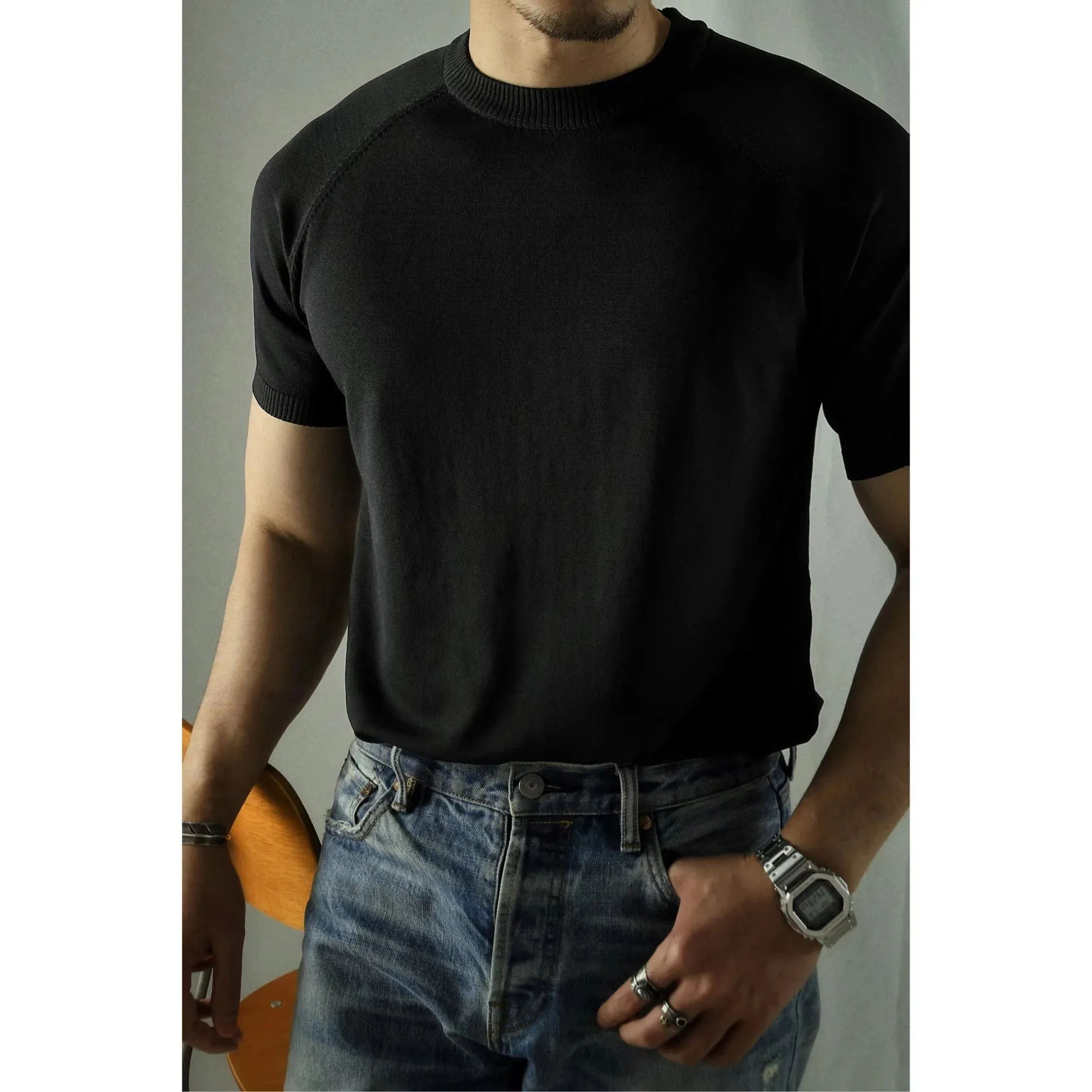 Comfortable vintage elegant t-shirt