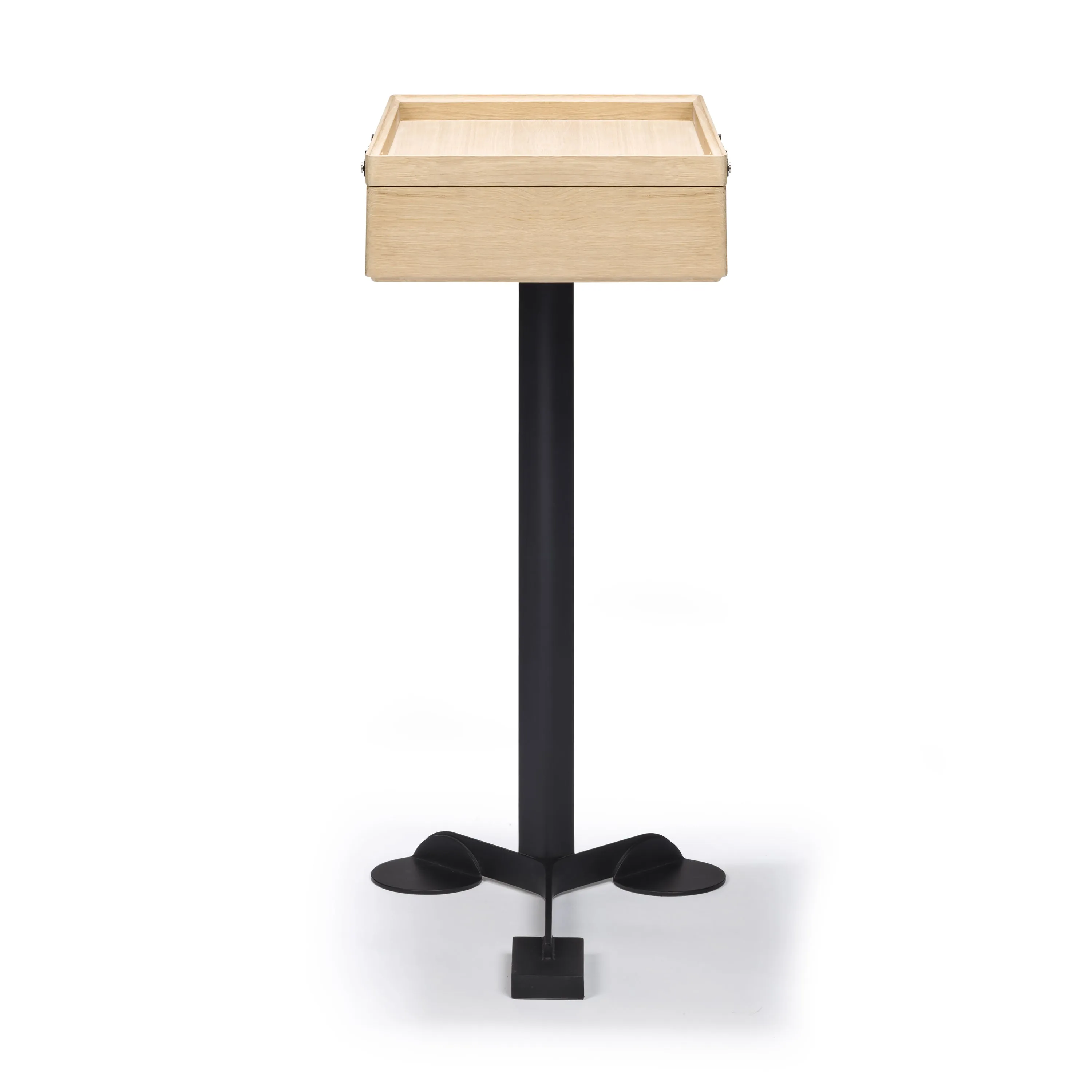 Comodo Side Table