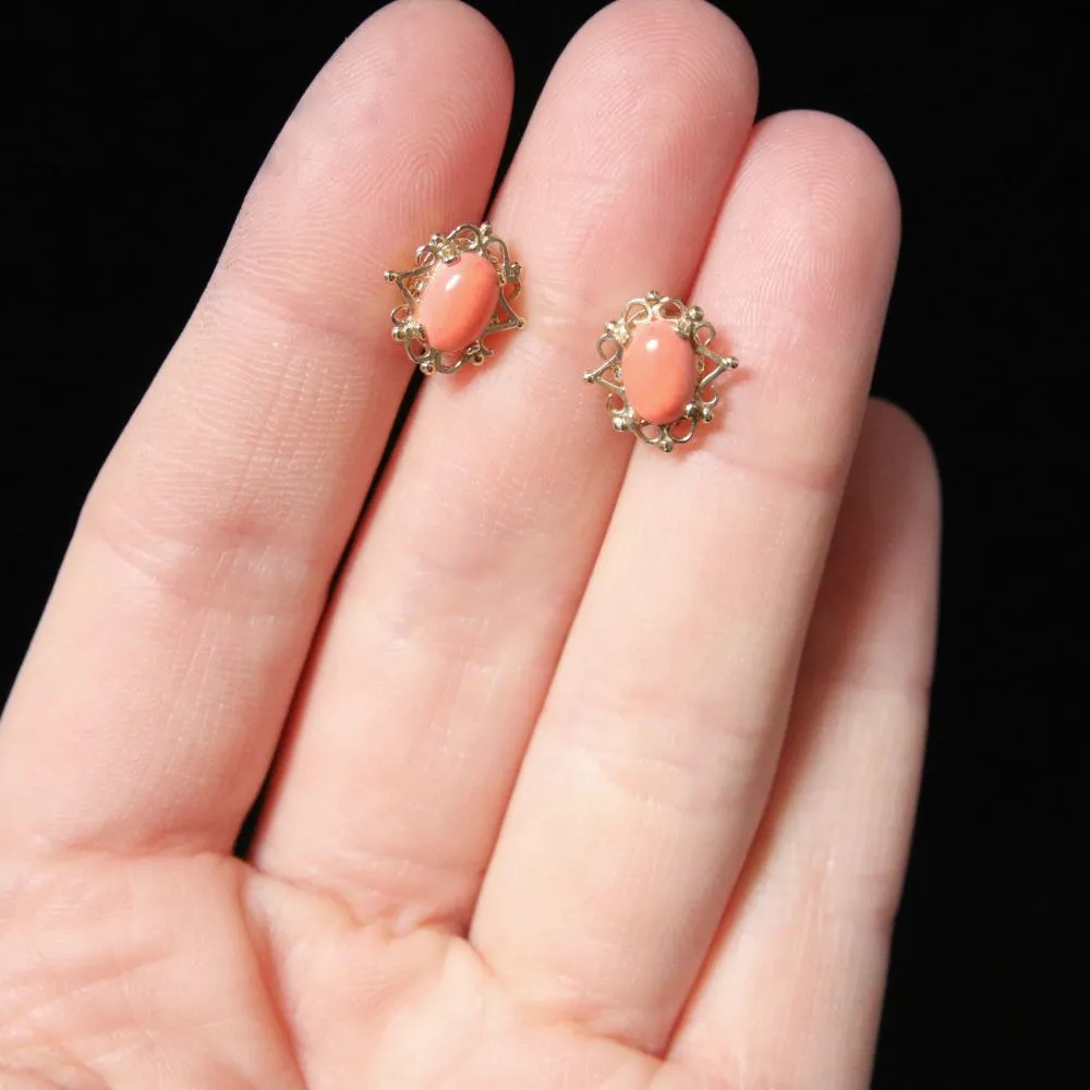 Coral Gold Stud Earrings Filligree Setting