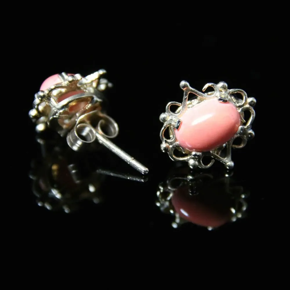 Coral Gold Stud Earrings Filligree Setting