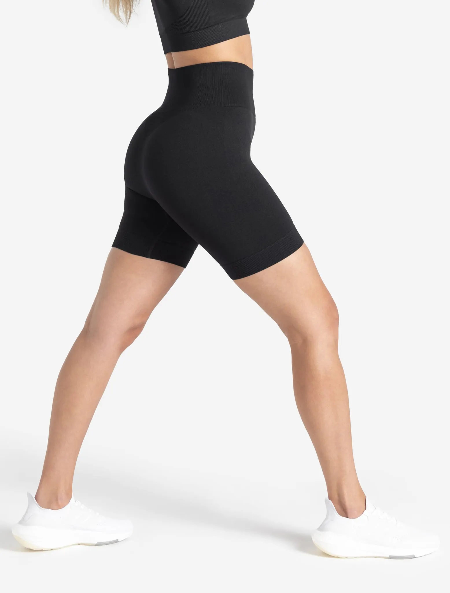 Core Seamless Shorts - Blackout