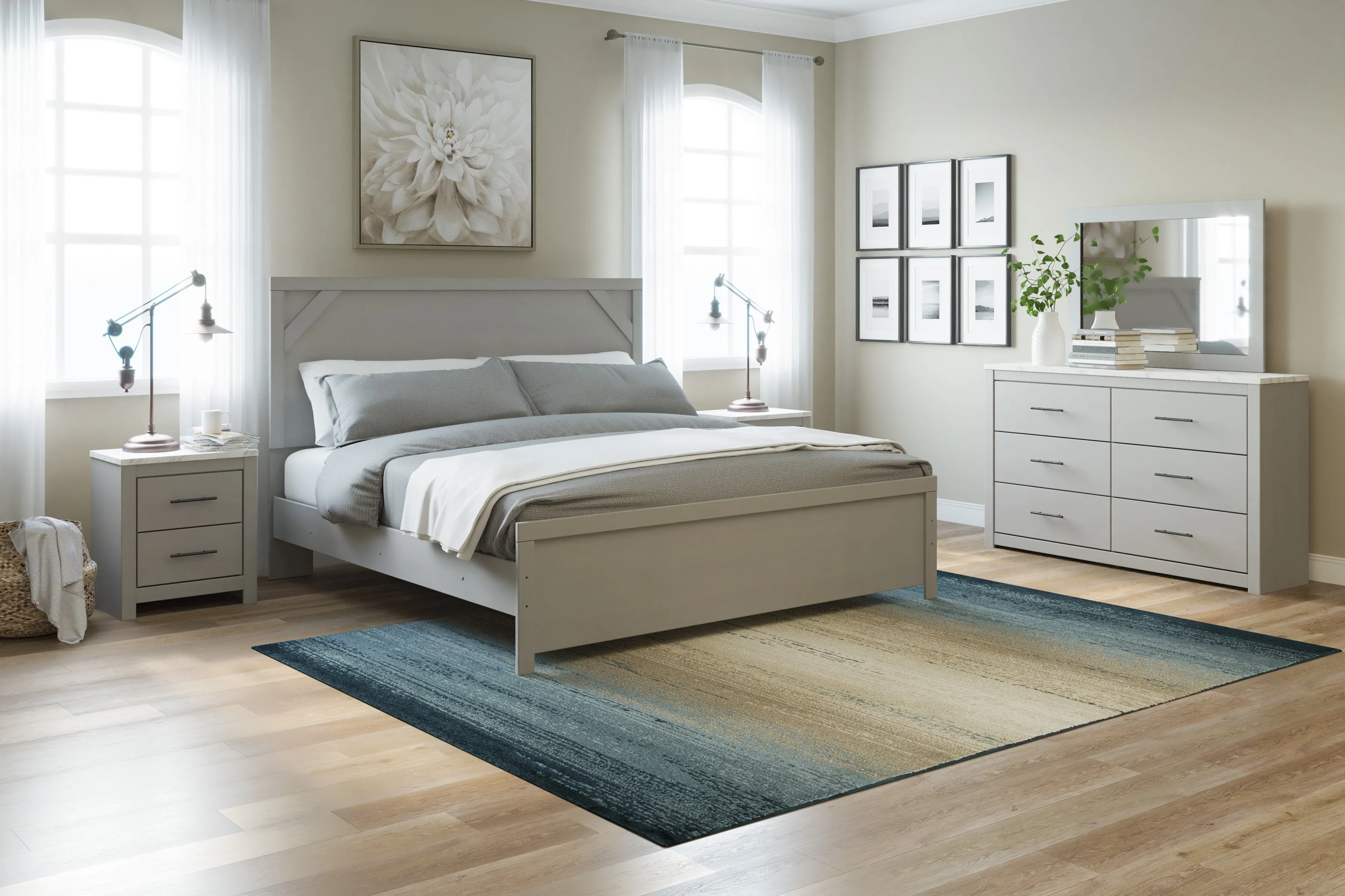 Cottenburg Light Gray-White King Panel Bed