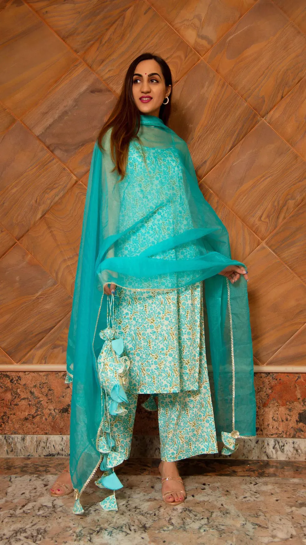 Cotton Blue Printed Straight Cut Suit Set with Organza Dupatta