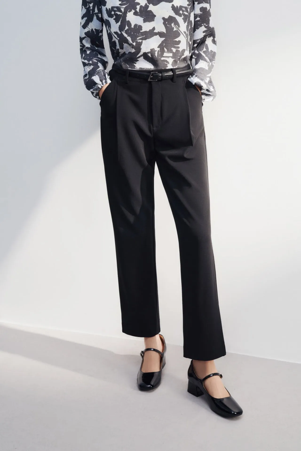 Crepe Knit Ankle Regular Straight Leg Pants With Belt