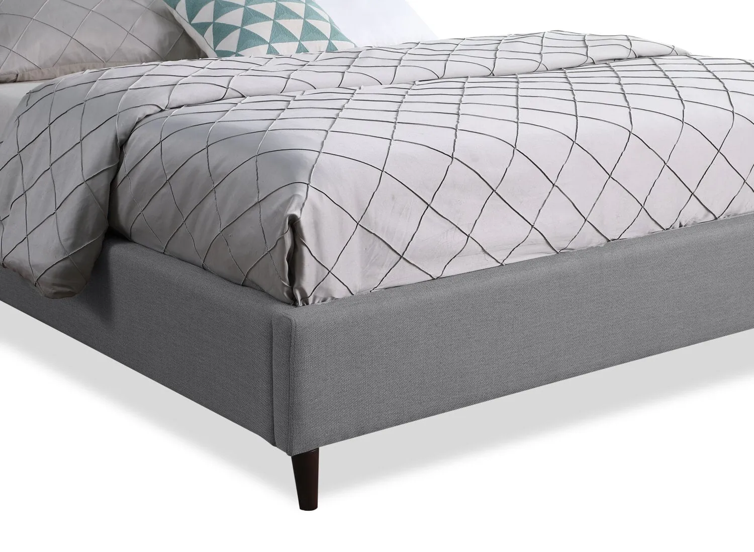 Cresbard Upholstered Full Platform Bed - Grey