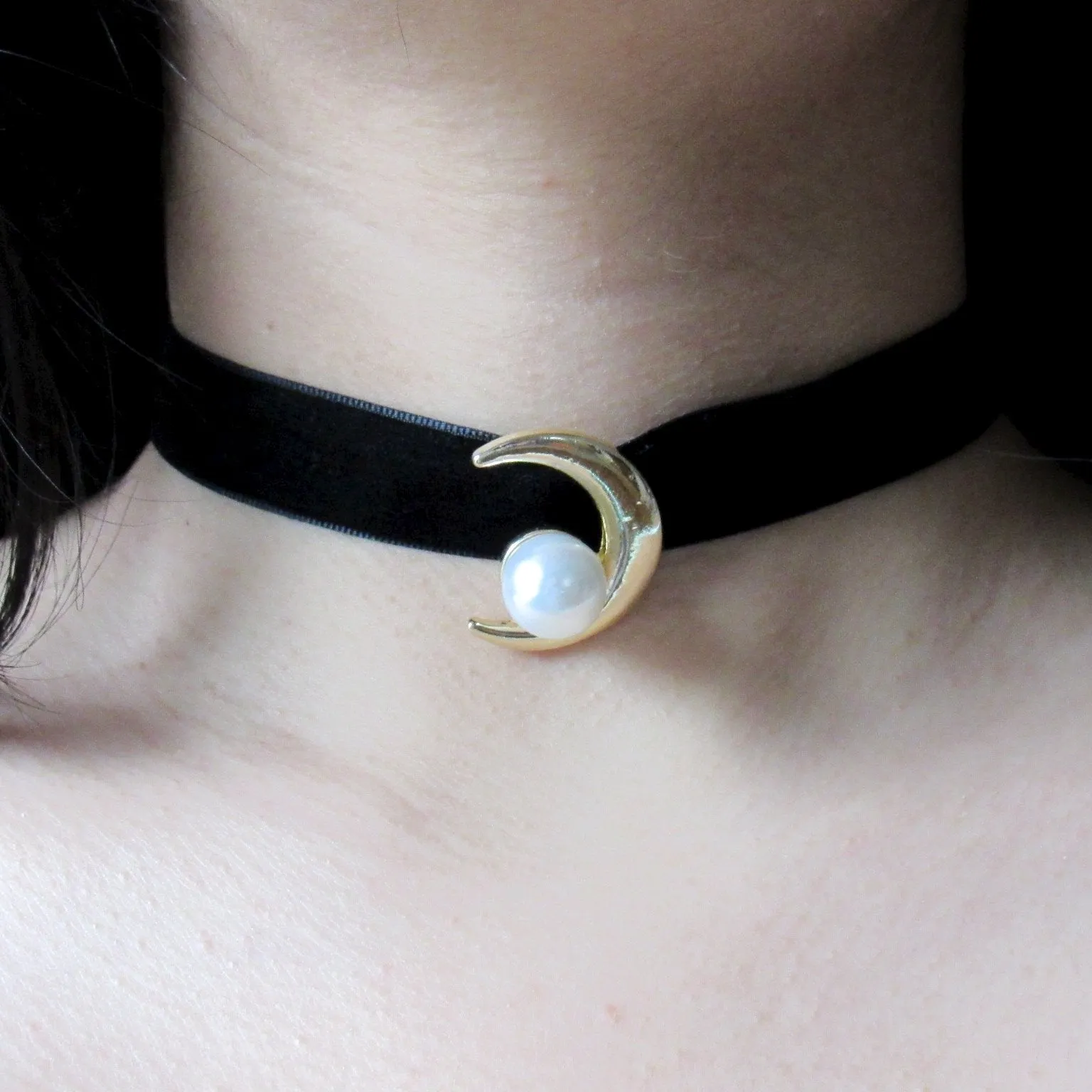 Crescent Moon Velvet Choker