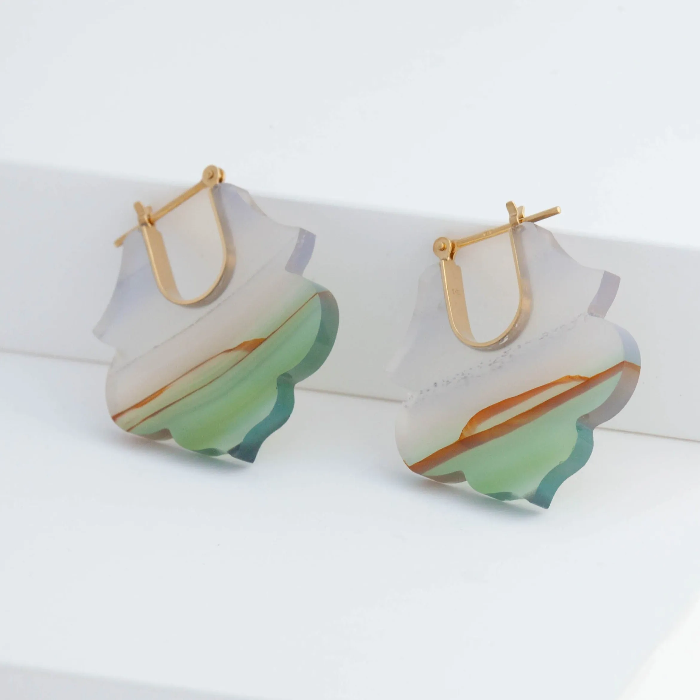 Crest colorful landscape agate Lotus earrings