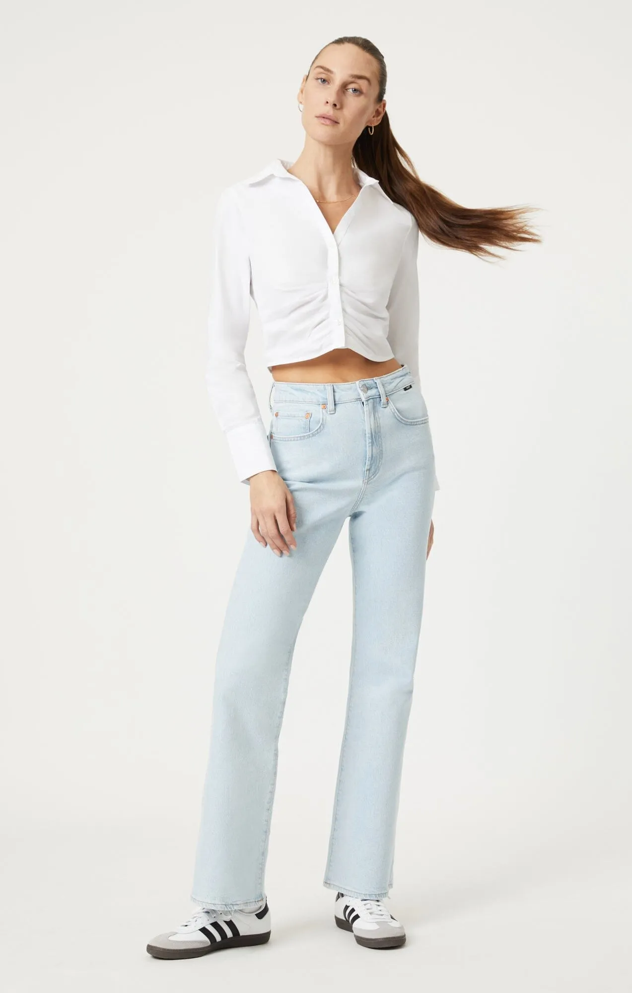 CROPPED BUTTON-UP SHIRT IN WHITE